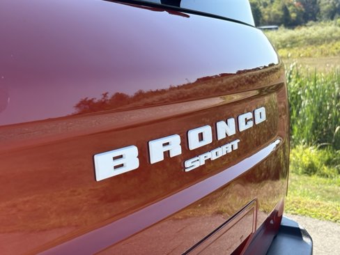 Used 2024 Ford Bronco Sport Outer Banks w/ Tech Package image 11