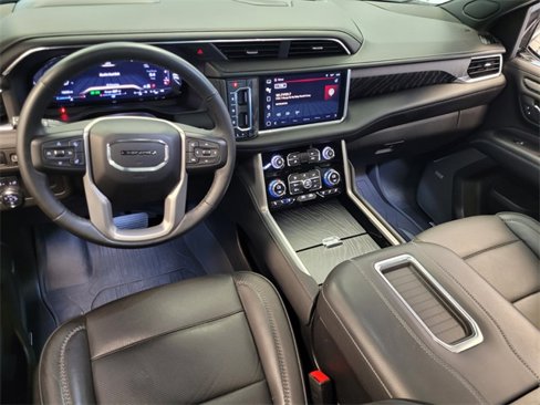 Used 2023 GMC Yukon Denali image 7