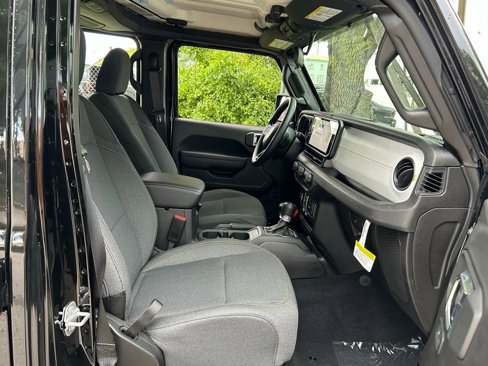 New 2025 Jeep Wrangler Sport image 27