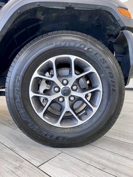 Used 2021 Jeep Wrangler Unlimited Sport image 17