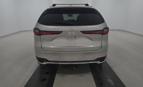 Used 2024 MAZDA CX-90 Plug-In Hybrid w/ Premium Plus image 5