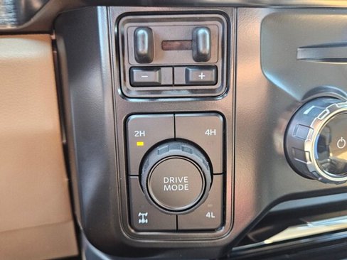 New 2026 Ford F250 Lariat image 23