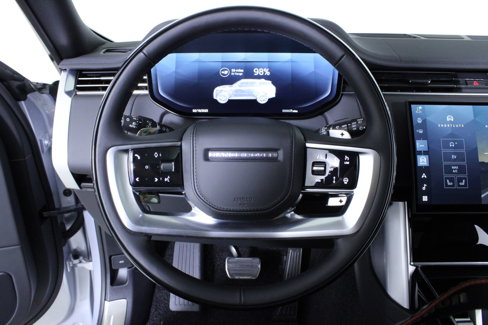 New 2025 Land Rover Range Rover SE image 17