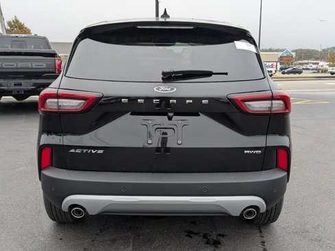 New 2026 Ford Escape Active image 5