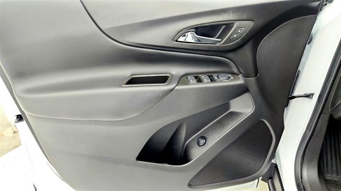 Used 2024 Chevrolet Equinox LT image 34