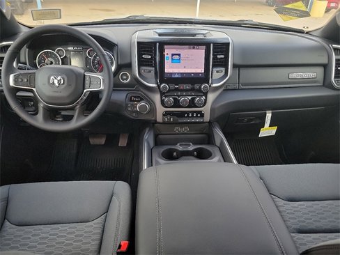 New 2026 RAM 1500 4x4 Crew Cab image 9
