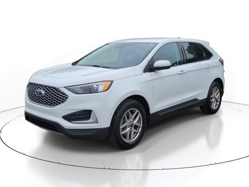 Used 2024 Ford Edge SEL image 2