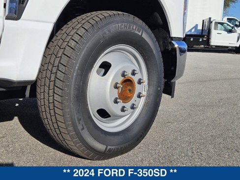 New 2024 Ford F350 XL w/ XL Chrome Package image 13