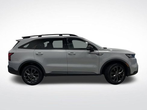 Used 2022 Kia Sorento X-Line EX image 2