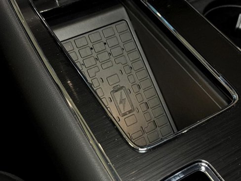 Certified 2025 Lincoln Aviator AWD image 23