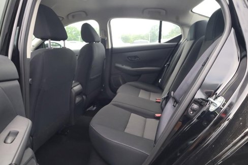 New 2025 Nissan Sentra SV w/ Trunk Package image 9