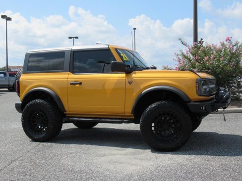 Used 2021 Ford Bronco Badlands image 2