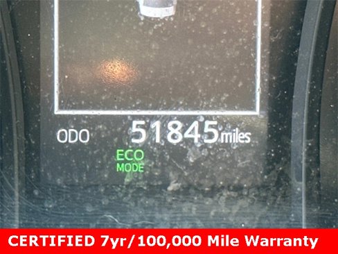 Used 2023 Toyota Camry LE image 29