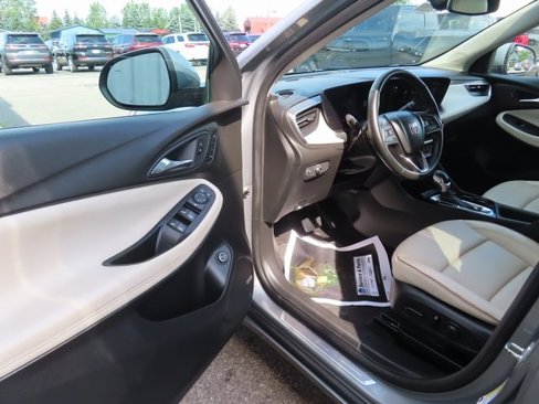 Used 2024 Buick Encore GX Avenir w/ Avenir Convenience Package image 16