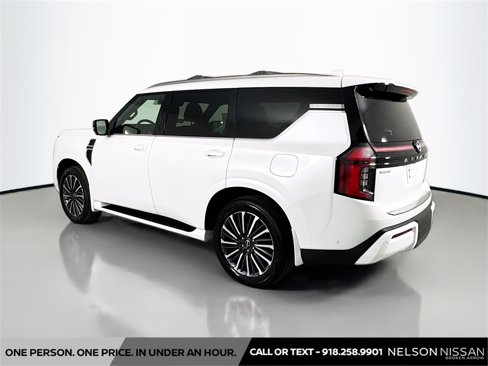 New 2025 Nissan Armada Platinum Reserve image 7
