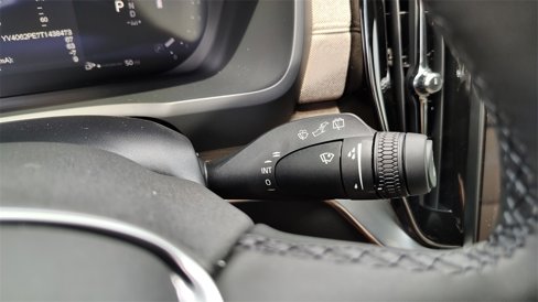New 2026 Volvo XC90 B6 Plus w/ Protection Package Premier image 18