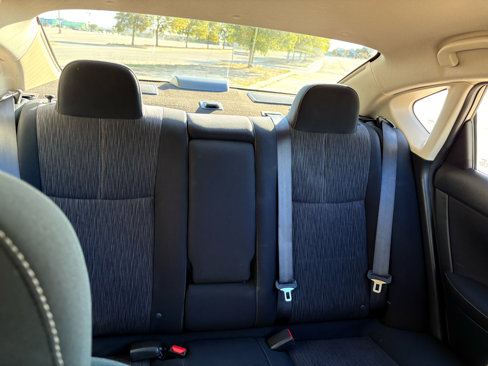 Used 2015 Nissan Sentra SV w/ Navigation Package image 16