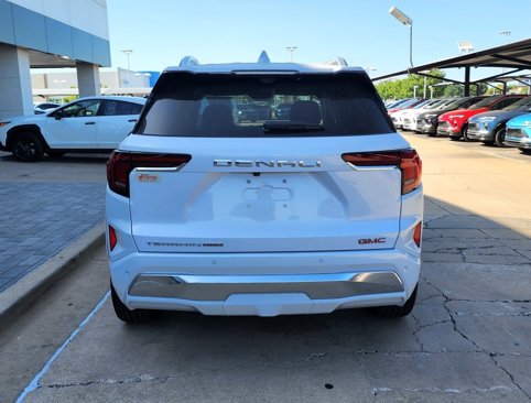 New 2026 GMC Terrain Denali image 5