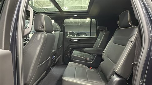 New 2026 Chevrolet Suburban Premier w/ Sun And Tow Package image 15