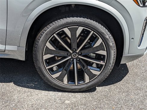 New 2026 Volvo XC90 B5 Plus image 12