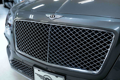 Used 2018 Bentley Bentayga image 19
