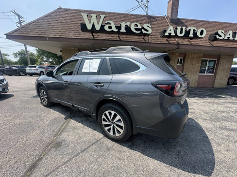 Used 2021 Subaru Outback Premium image 4