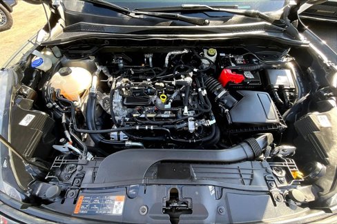 Used 2022 Ford Escape SE w/ SE Sport Appearance Package image 10