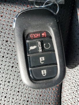 Certified 2025 Honda Pilot Black Edition image 35