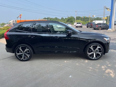 Certified 2025 Volvo XC60 B5 Ultra w/ Climate Package image 6