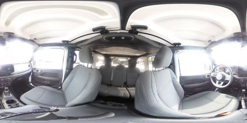 Used 2025 Jeep Wrangler Sahara image 41