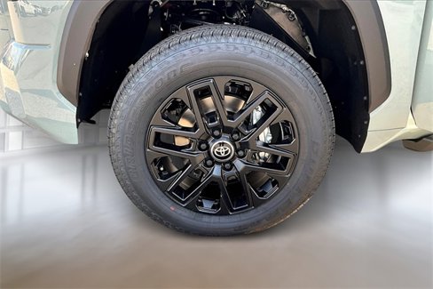 New 2026 Toyota Tundra 4x4 CrewMax Hybrid image 12
