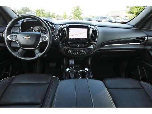 Used 2023 Chevrolet Traverse Premier image 12