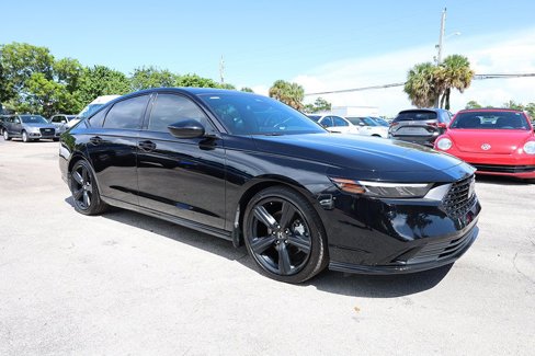 Used 2024 Honda Accord Sport image 4