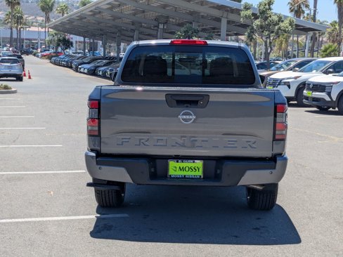 New 2025 Nissan Frontier SV image 6