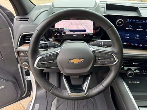 Used 2025 Chevrolet Tahoe High Country w/ Sun And Tow Package image 11