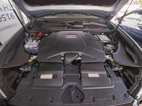 Certified 2025 Audi Q8 Premium image 53
