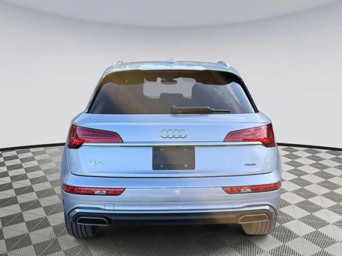 Used 2023 Audi Q5 2.0T Premium Plus w/ Premium Plus Package image 3