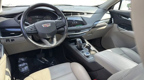 Used 2019 Cadillac XT4 Premium Luxury w/ Enhanced Visibility Package image 15