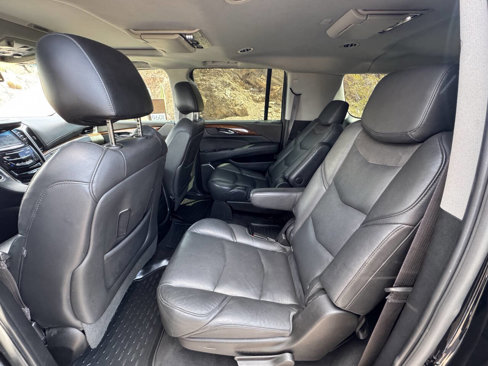 Used 2017 Cadillac Escalade ESV Premium Luxury image 14