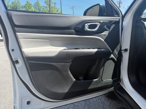 Used 2023 Jeep Compass Limited image 8