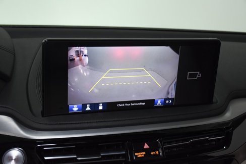 New 2026 Acura MDX SH-AWD image 14