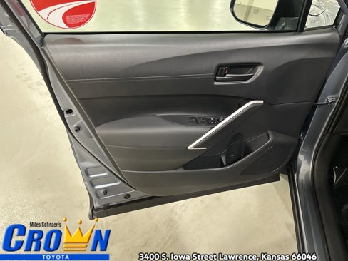 New 2026 Toyota Corolla Cross LE w/ Moonroof Package image 17