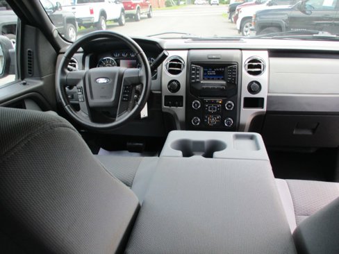 Used 2014 Ford F150 XLT w/ XLT Chrome Package image 15