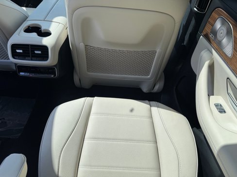New 2026 Mercedes-Benz GLS 580 4MATIC image 26