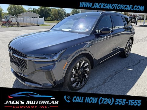 Used 2024 Lincoln Nautilus Reserve w/ Jet Appearance Package (87T) image 11