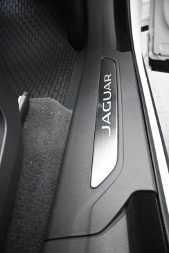New 2025 Jaguar F-PACE R-Dynamic S image 11