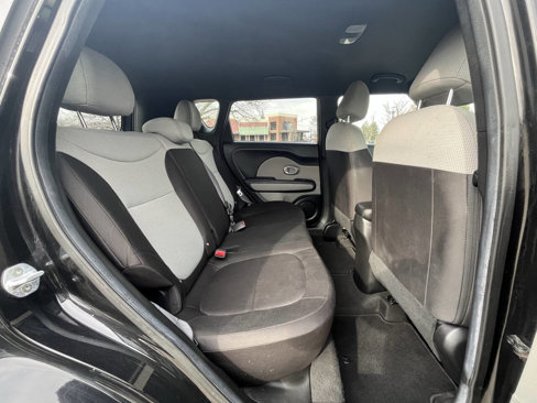 Used 2018 Kia Soul image 13