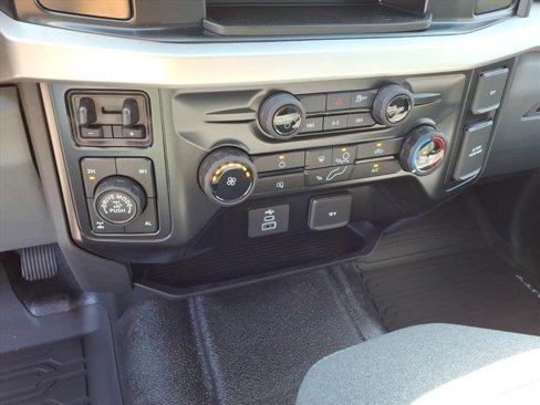 New 2025 Ford F350 XLT w/ Tremor Off-Road Package image 16