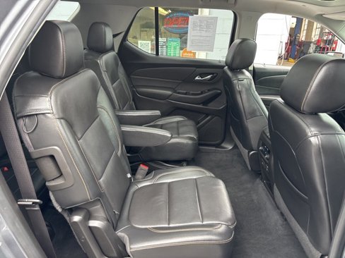 Used 2019 Chevrolet Traverse LT w/ LT Premium Package image 10