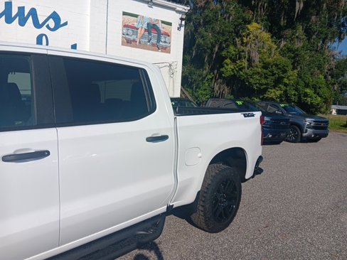 New 2026 Chevrolet Silverado 1500 Custom Trail Boss w/ Dark Appearance Package image 2